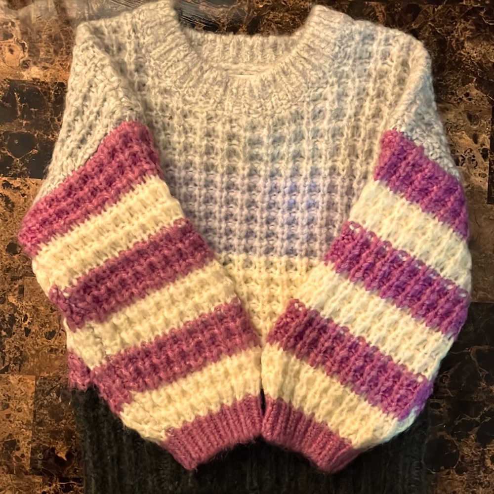 Comfortable and cute toddler girl sweater.